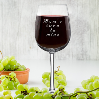 Red wine glass 16oz with Custom Engraving buy at ThingsEngraved Canada